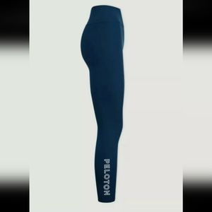 NEW Women’s Peloton Nike Dri-Fit Valerian Blue One Luxe Tight. Size Small
